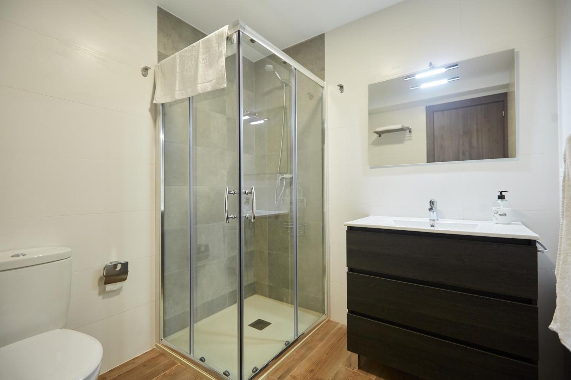 Apartamentos Rurales Casa La Piedra Collía 外观 照片