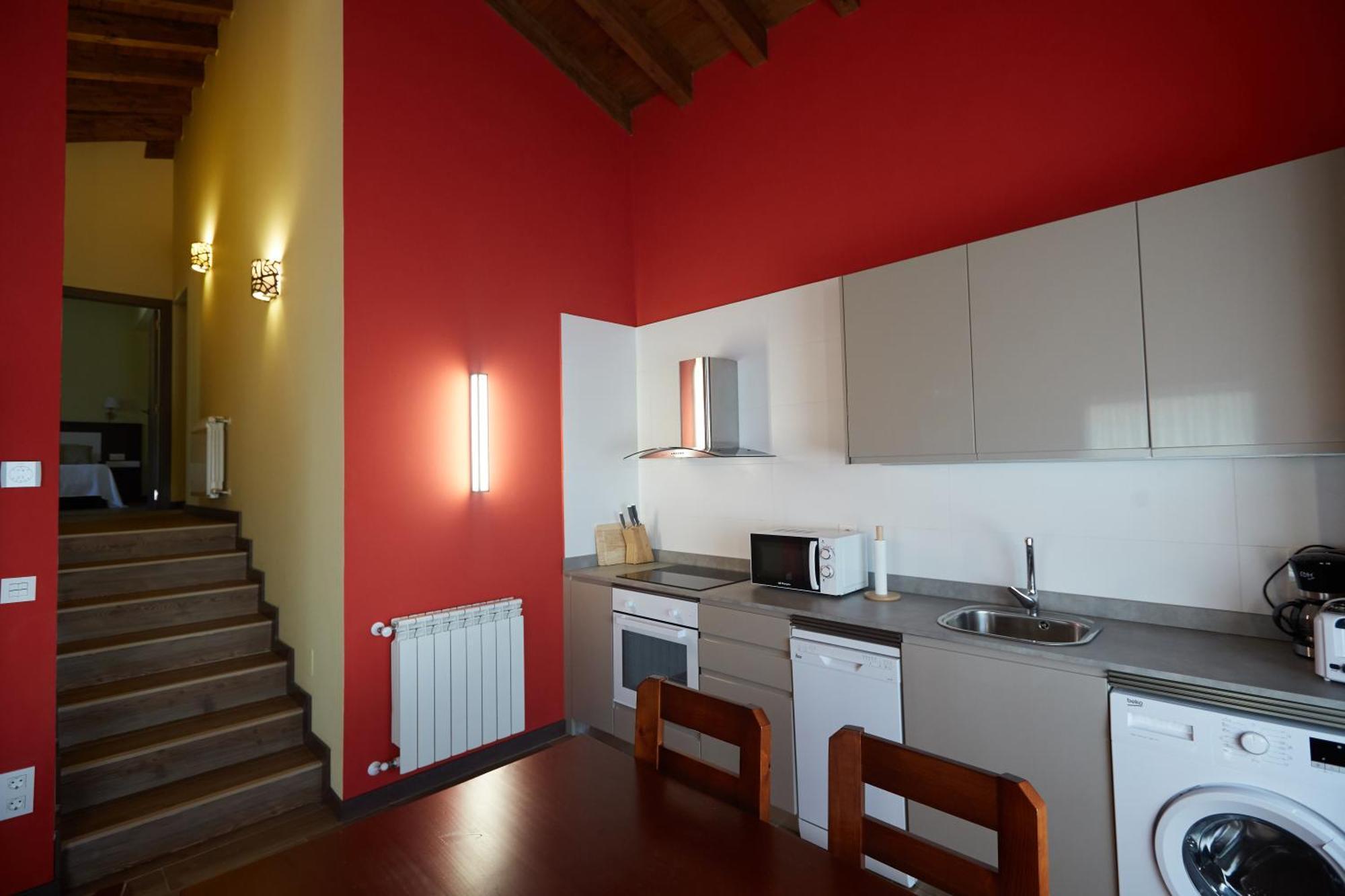 Apartamentos Rurales Casa La Piedra Collía 外观 照片